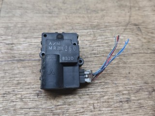моторчик заслонки печки, ориг. номер MR268260, Mitsubishi Carisma 1 поколение 1995-1999