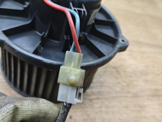 моторчик печки, ориг. номер 0130111191, MF016070-0260, Mitsubishi Carisma 1 поколение 1995-1999