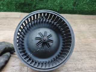 моторчик печки, ориг. номер 0130111191, MF016070-0260, Mitsubishi Carisma 1 поколение 1995-1999