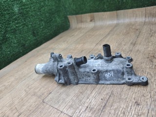 корпус термостата, ориг. номер 8200338668, 820561449, Renault Duster 1 поколение 2010-2015