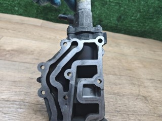 корпус термостата, ориг. номер 8200338668, 820561449, Renault Duster 1 поколение 2010-2015