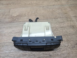 блок управления печки/климат-контроля, ориг. номер MR398016, Mitsubishi Carisma 1 поколение 1995-1999