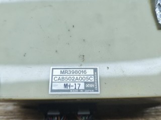 блок управления печки/климат-контроля, ориг. номер MR398016, Mitsubishi Carisma 1 поколение 1995-1999