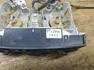 блок управления печки/климат-контроля, ориг. номер PLC94A1H22, Mazda MPV 2 поколение 1999-2003