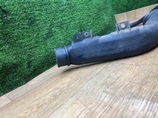 патрубок интеркулера, Mazda Premacy 1 поколение 1999-2001