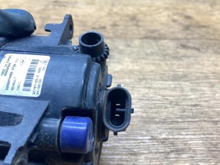 фара противотуманная правая, ориг. номер 8200074008, Renault Duster 1 поколение 2010-2015