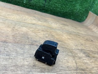 кнопка стеклоподъемника двери передней правой, Toyota Avensis 1 поколение T220 1997-2000