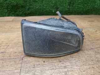 фара противотуманная правая, ориг. номер 8121005040, Toyota Avensis 1 поколение T220 1997-2000