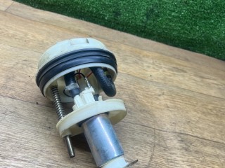 насос топливный в бак, ориг. номер 09750409900, Mitsubishi Carisma 1 поколение 1995-1999