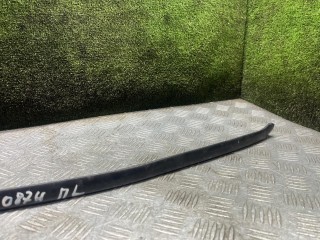 молдинг лобового стекла левый, ориг. номер 8200000799, Renault Laguna 2 поколение 2001-2005