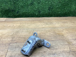 петля двери задней левой, Toyota Avensis 1 поколение T220 1997-2000