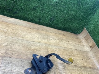 замок капота, Chrysler Pacifica CS 2003-2008