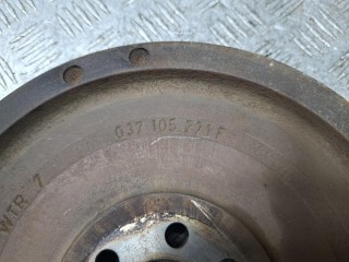 маховик, ориг. номер 037105271F, Volkswagen Passat B3 1988-1997