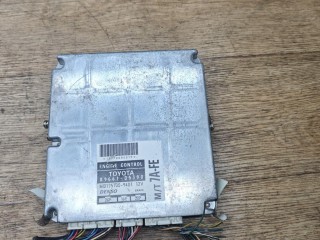 блок управления двигателем, ориг. номер 8966105390, Toyota Avensis 1 поколение T220 1997-2000