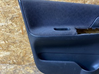 обшивка двери передней левой, Toyota Corolla Verso 1 поколение E121 2001-2004