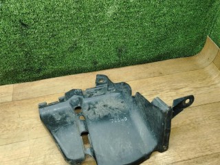 подкрылок передний левый Renault Sandero Stepway 1 поколение 2009-2014, 8200595.797
