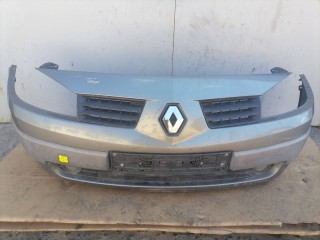 бампер передний Renault Megane 2 2002-2006, универсал