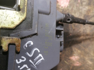 замок двери задней правой, Renault Scenic 2 2003-2006