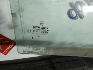 стекло двери задней правой, Peugeot 406 1995-1999