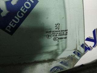 стекло двери задней правой, Peugeot 407 2004-2008