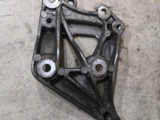 Кронштейн компрессора кондиционера, ориг. номер V754891480, Peugeot 308 T7 2007-2011