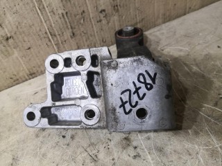 кронштейн двигателя, ориг. номер 9677163980, Peugeot 508 2010-2014