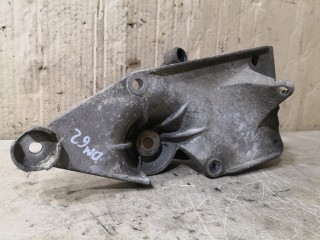 Кронштейн крепления троса КПП, ориг. номер 20DM62, Citroen Xsara Picasso 1999-2004