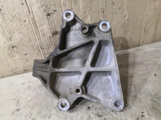 кронштейн полуоси правый, ориг. номер 9637792680, Citroen Xsara 1997-2000