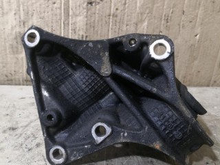 Кронштейн полуоси правой, ориг. номер 9644668280, Peugeot 407 2004-2008